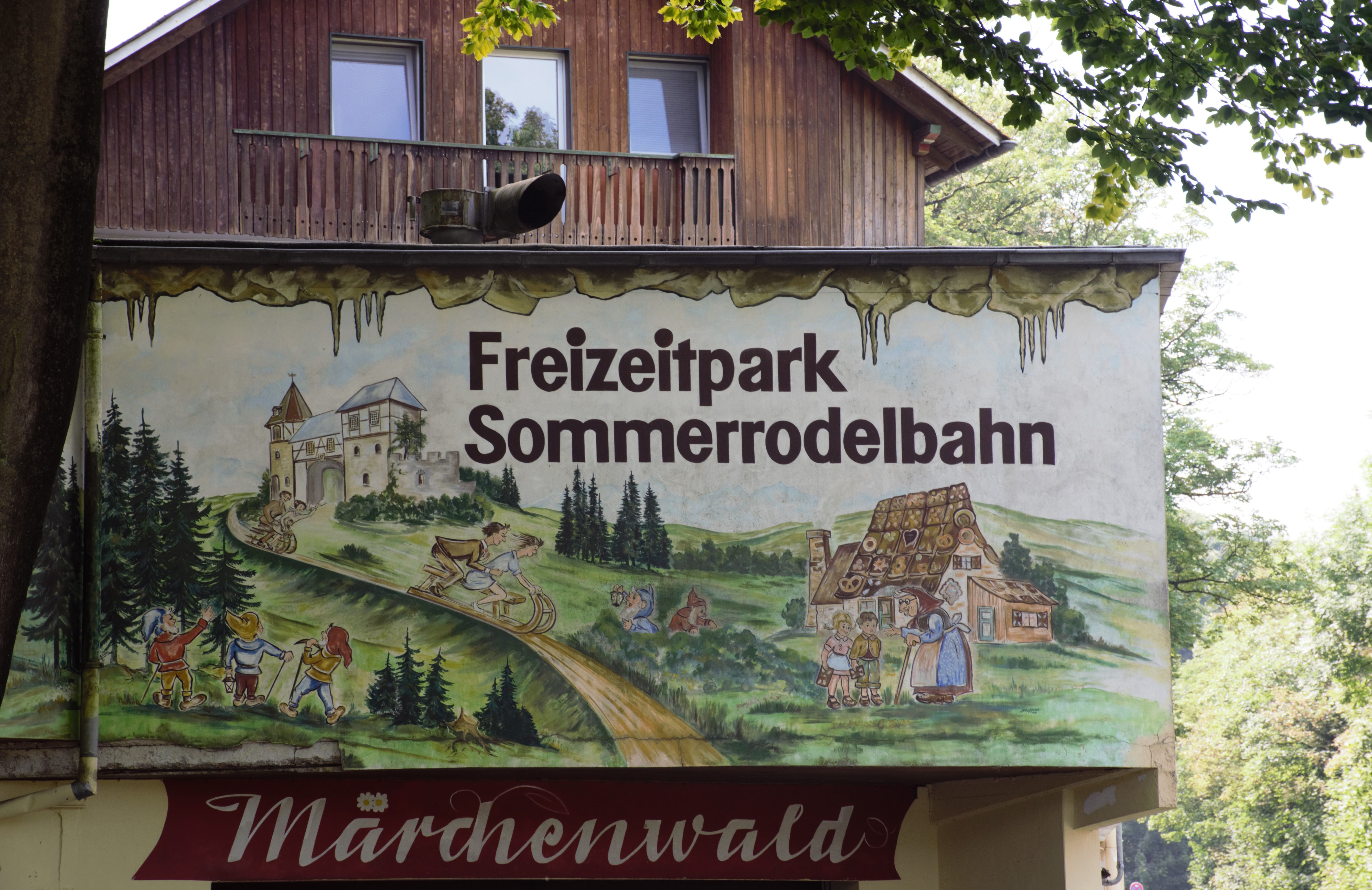 Rasante Abfahrten auf der ältesten Sommerrodelbahn Deutschlands