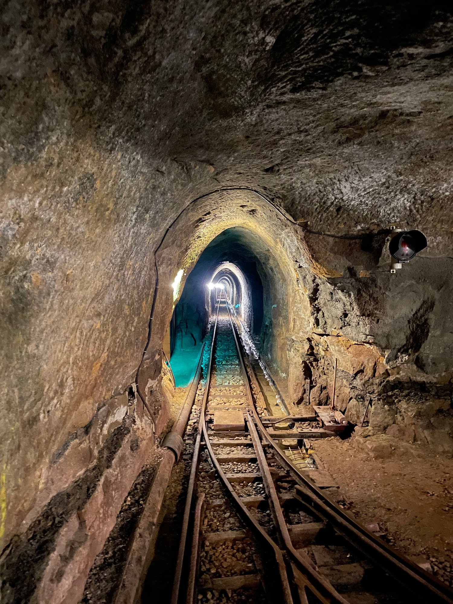 Unterirdische Zeitreise in die Bergwerksgeschichte