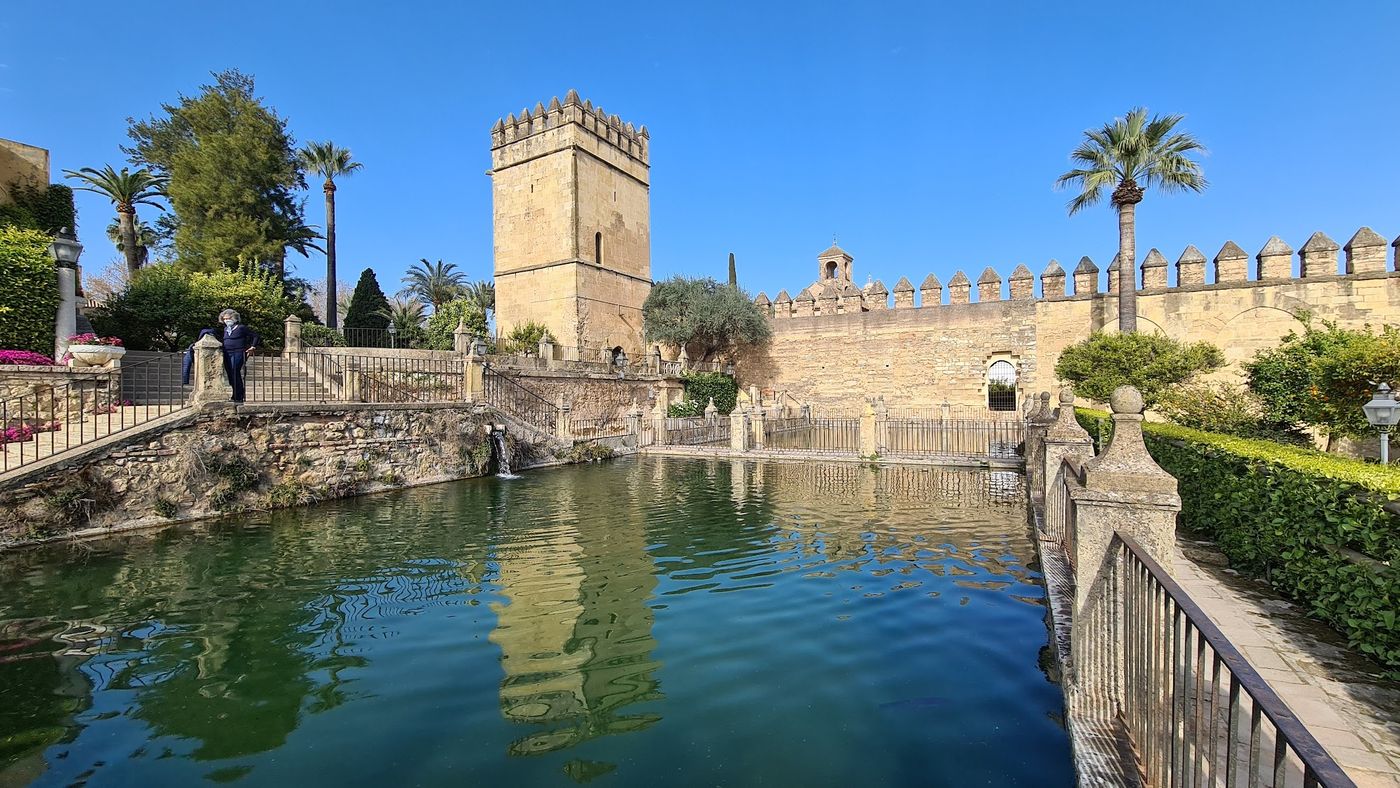 Königliche Gärten & historische Mauern