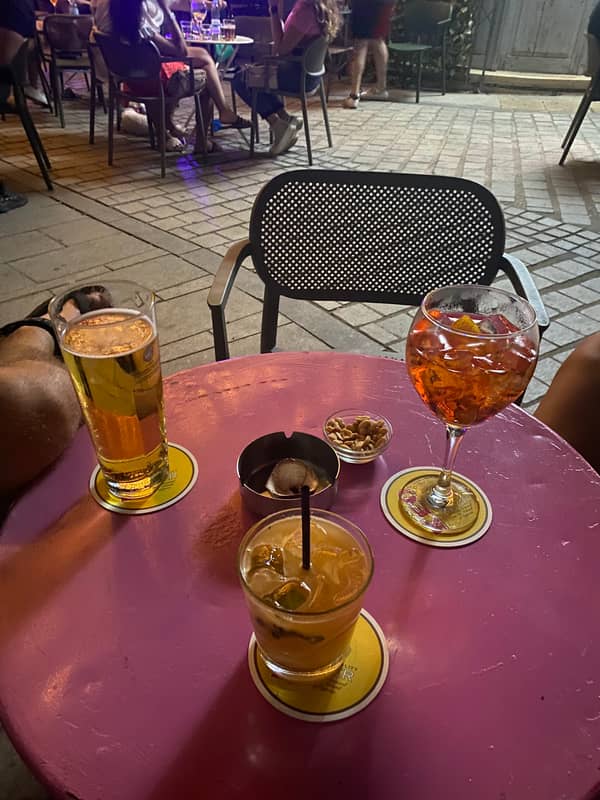 Lässige Drinks in Nicosias Altstadt