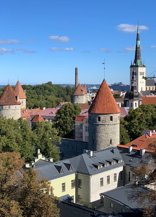 Atemberaubende Aussichten über Tallinn