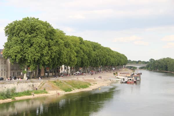 Entspannte Momente am Ufer der Loire