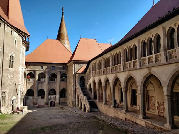 Mittelalterliche Geschichte im Corvin Castle