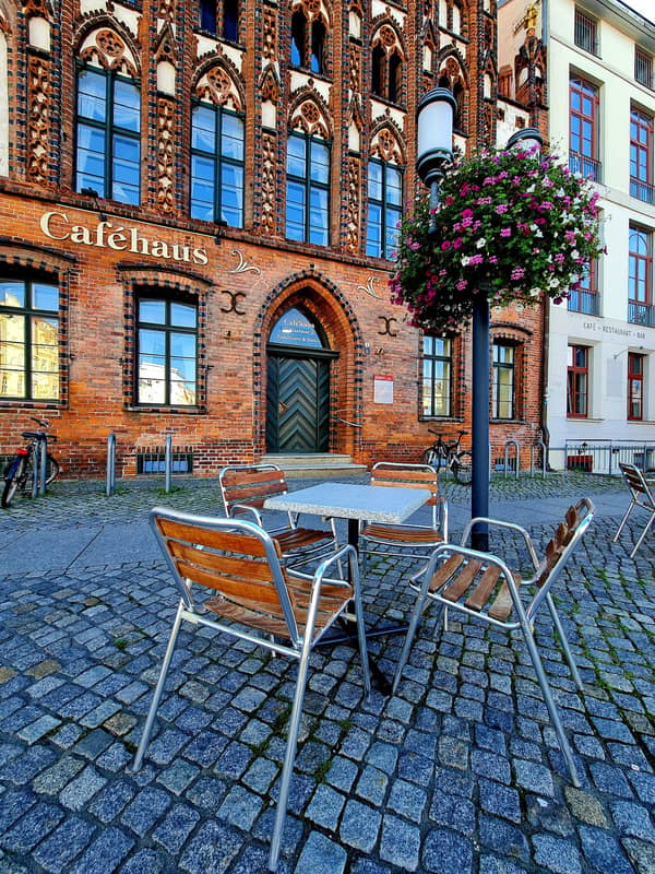 Gemütliche Kaffeepause im Herzen Greifswalds