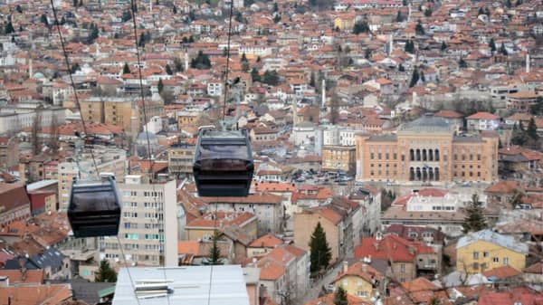 Atemberaubende Aussicht über Sarajevo