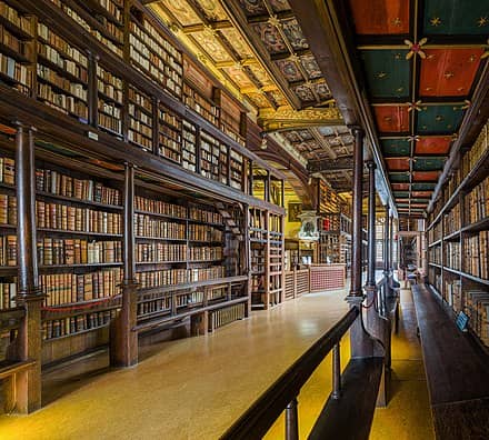 Entdecke historische Bücherschätze