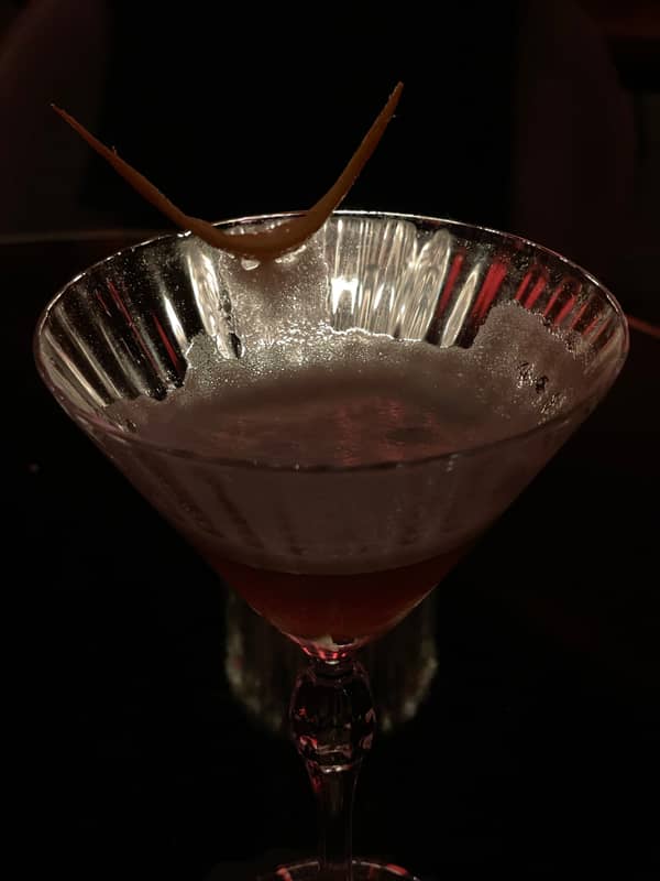 Geheimnisvolle Cocktails in Berliner Speakeasy