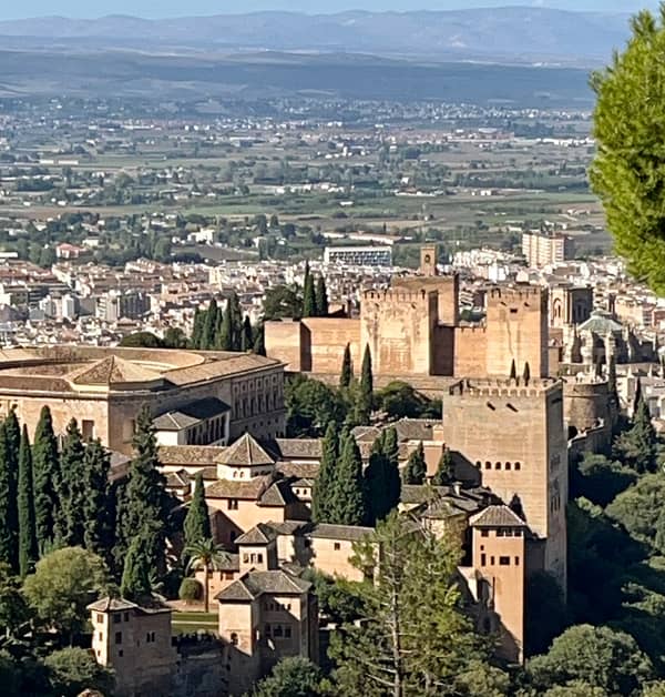 Geheimer Blick auf die Alhambra