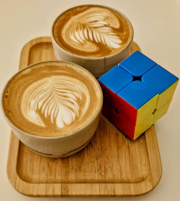 Minimalistisches Café für Kaffee-Kenner