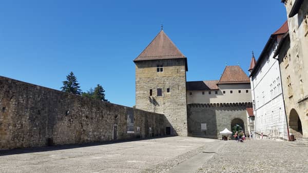 Erkunde das historische Schloss von Annecy