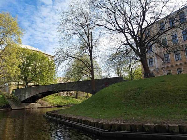 Rigas Wasserwege entspannt erkunden
