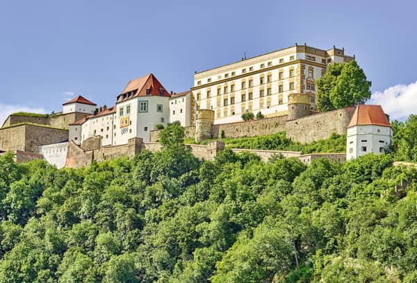 Burg mit Aussicht über Passau